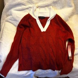 ALMOST FAMOUS V-Neck Collared Sweater (L)